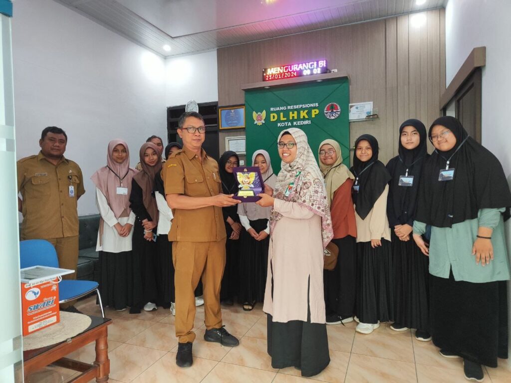 Adventure Class SMP IT Insan Permata Malang, Beri Kesempatan Siswa Tumbuh Mandiri 1 Adventure Class SMP IT Insan Permata Malang, Beri Kesempatan Siswa Tumbuh Mandiri 1