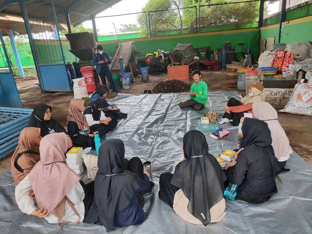 Adventure Class SMP IT Insan Permata Malang, Beri Kesempatan Siswa Tumbuh Mandiri 3 Adventure Class SMP IT Insan Permata Malang, Beri Kesempatan Siswa Tumbuh Mandiri 3