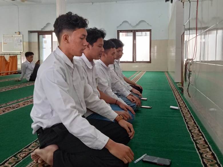 Ujian Praktek Ismuba, Siswa SMK Mugas Fasih Bacaan-Doa Ibadah   1