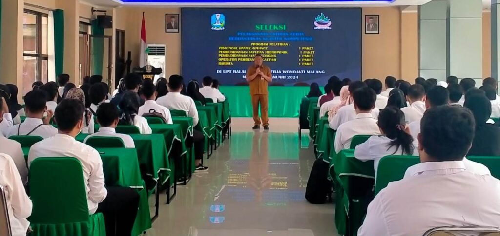 Empat Siswa Smamuda Sumberpucung Seleksi Catfish BLK Wonojati 1