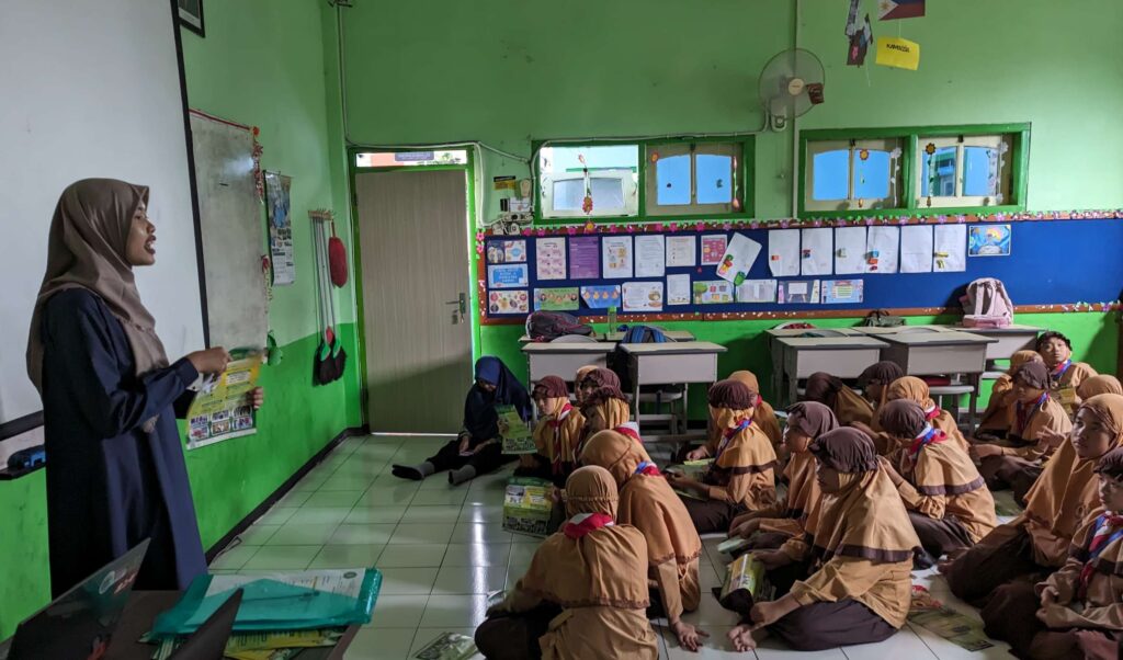 Enam Sekolah Sambut PPDB SMP Plus Al Firdaus 1 Enam Sekolah Sambut PPDB SMP Plus Al Firdaus 1