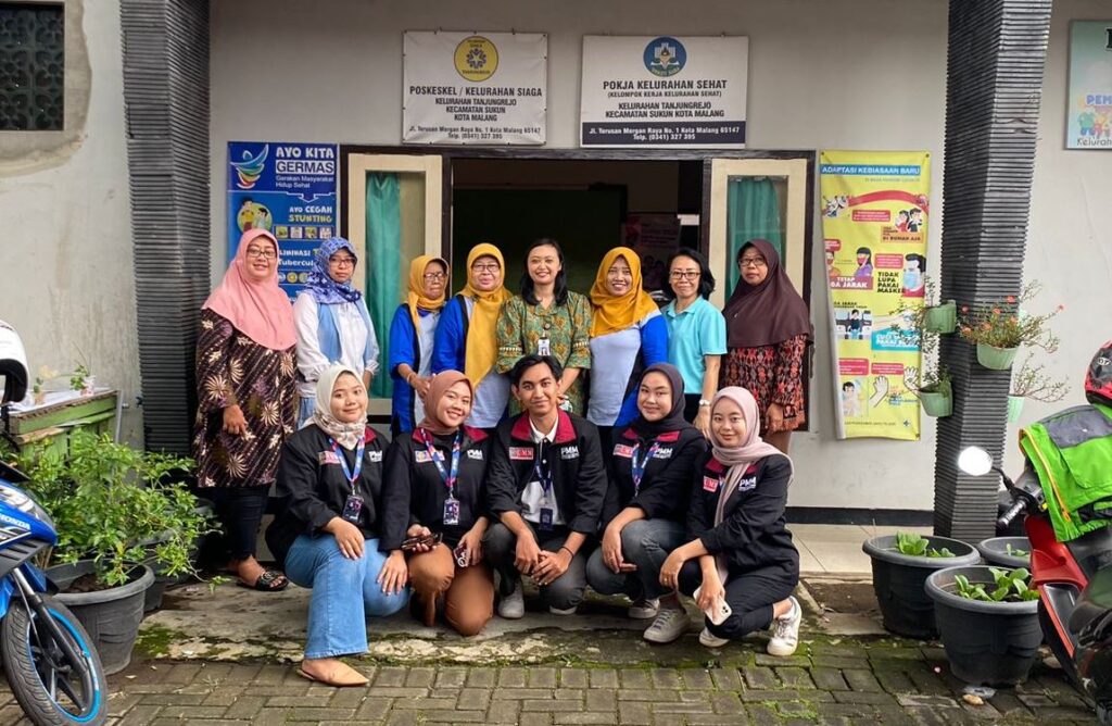 Cegah Stunting, PMM 87 UMM Sosialisasi Kesehatan Pada Masyarakat Tanjungrejo 1
