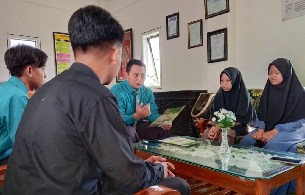 Succes Story Pondok Babussalam Al Firdaus, Santrinya dari Penjuru Indonesia    4