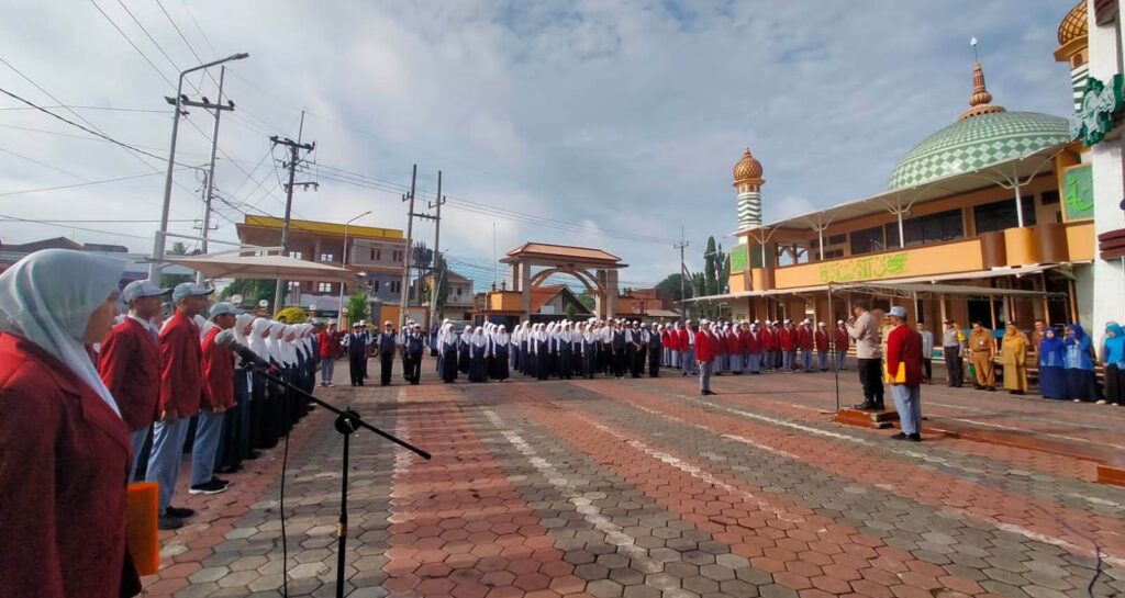 Forkompimcam Sumberpucung Apeling Bersama Siswa Smamuda 1