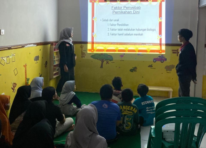 PMM 105 UMM Sosialisasi Dampak Pernikahan Dini Pada Remaja Ampelsari 3 PMM 105 UMM Sosialisasi Dampak Pernikahan Dini Pada Remaja Ampelsari 3