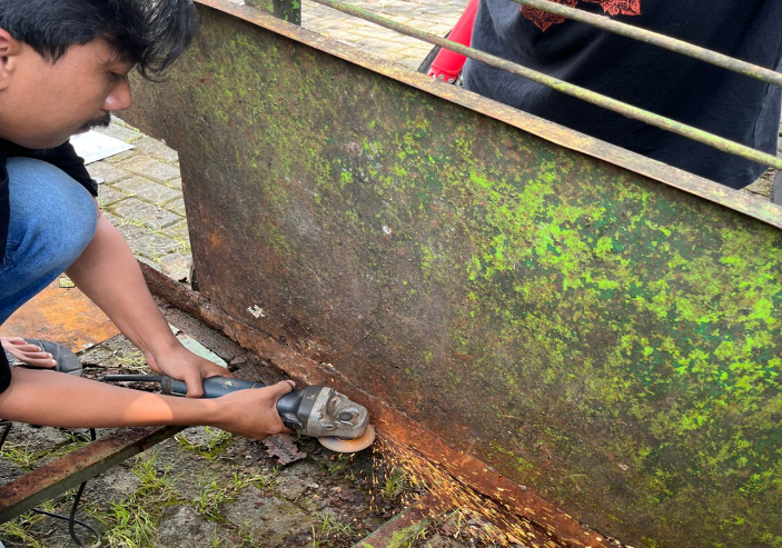 PMM 61 UMM Proker Perbaikan Gerobak Sampah-PHBS di Panti Asuhan Akhlaqul Karimah 3