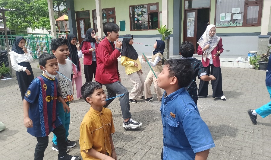 PMM 97 UMM Gandeng Sanggar Genius Proker Literasi, Sadar Baca-Manajemen Informasi 3