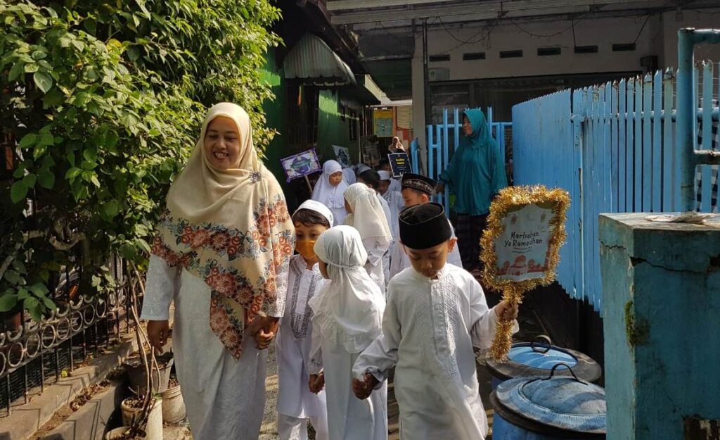 Siswa ABA 13 Malang Pawai Sambut Ramadhan      1