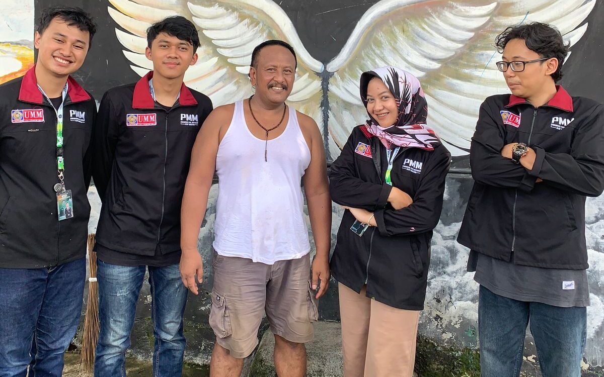 Sulap Taman Terbengkalai Menjadi Taman Baca 1