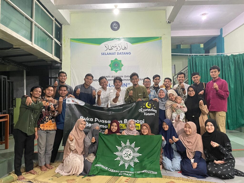Momentum Ramadhan, PCIM Sudan Berbagi Bersama Anak Yatim 1