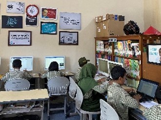 PMM Kelompok 11 Melakukan Metode Pengajaran Microsoft Word-Microsoft Power Point Unik Pada Siswa SDN Sidomulyo 1 Kota Batu 1