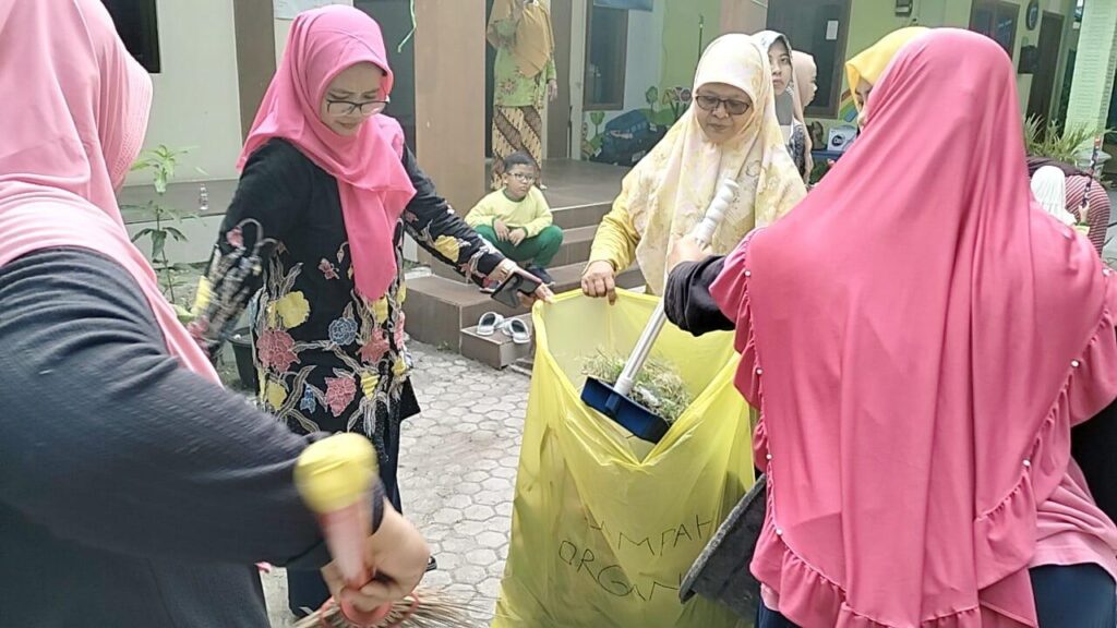 Milad Aisyiah 107, TK ABA 5 Babat Gelar Kegiatan Hidup Bersih, Sehat, dan Ceria 2