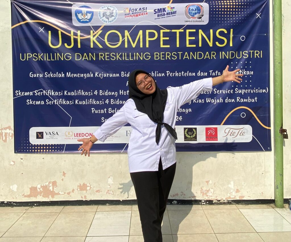 Guru SMK Mugas Pelatihan Upskilling-Reskilling Berstandar Industri Bidang Bisnis dan Pariwisata 1