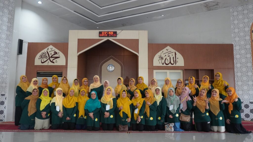 Penguatan Baitul Arqam PCA UMM, Wujudkan Perempuan Berkemajuan Mencerahkan Peradaban Bangsa 3 Penguatan Baitul Arqam PCA UMM, Wujudkan Perempuan Berkemajuan Mencerahkan Peradaban Bangsa 3