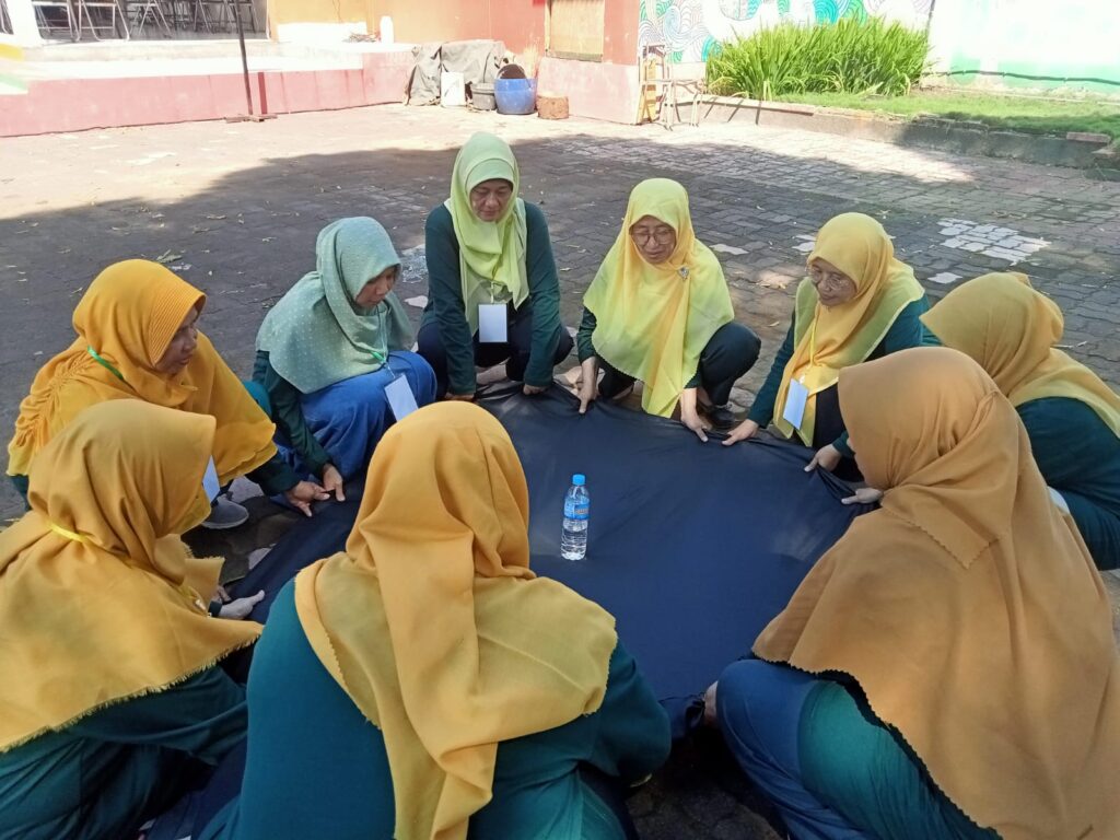 Penguatan Baitul Arqam PCA UMM, Wujudkan Perempuan Berkemajuan Mencerahkan Peradaban Bangsa 4 Penguatan Baitul Arqam PCA UMM, Wujudkan Perempuan Berkemajuan Mencerahkan Peradaban Bangsa 4