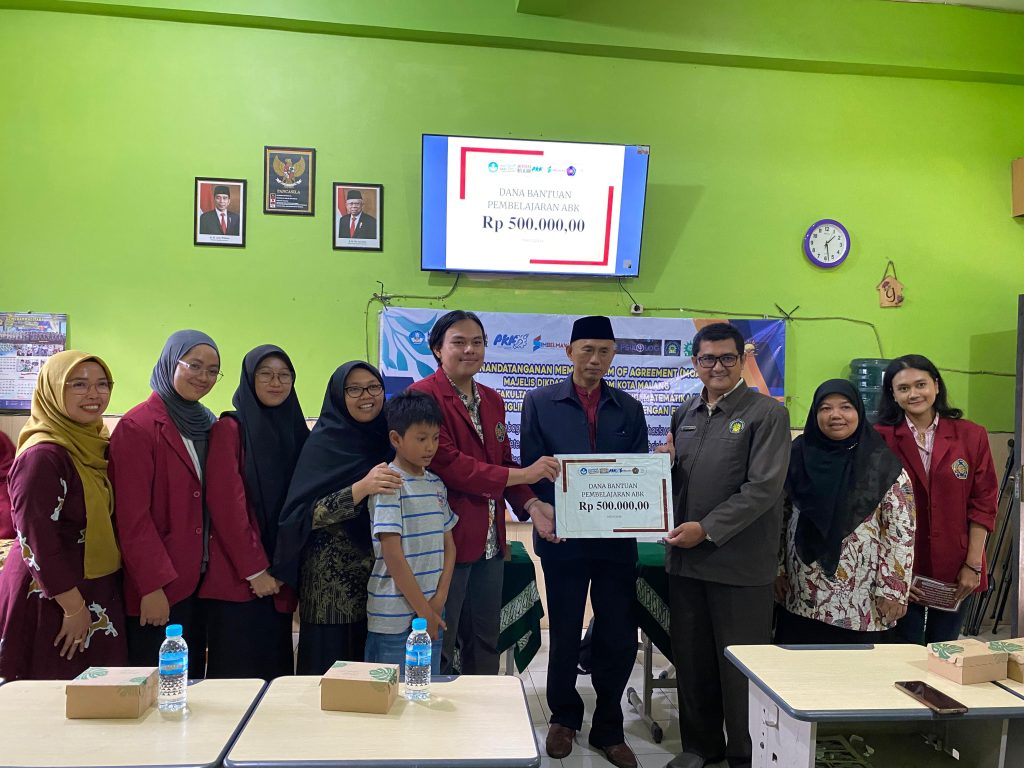 Sukses PKM Kemendikbud Ristek, Tim PKM Mahasiswa PGSD-Psikologi UMM Mewadahi MoU Fakultas Psikologi dan Prodi Matematika UMM Dengan SDM 9 Malang-Majelis Dikdasmen PNF PDM Kota Malang 2