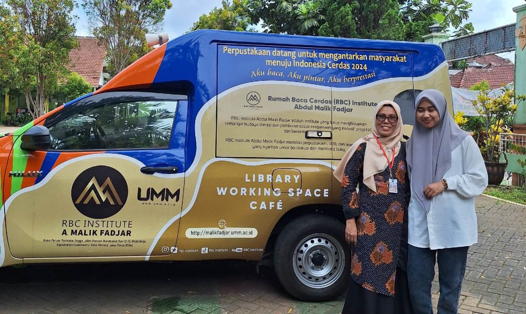 Tim PMM UMM Kolaborasi Dengan PMM Mitra Dosen, Optimalisasi Literasi di SDN Merjosari 5 Kota Malang 2