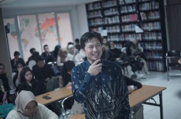 HI AA