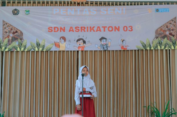 SDN Asrikaton 3 Pentas Seni Jadi Bukti PMM 57 UMM Sukses Proker Public Speaking 2