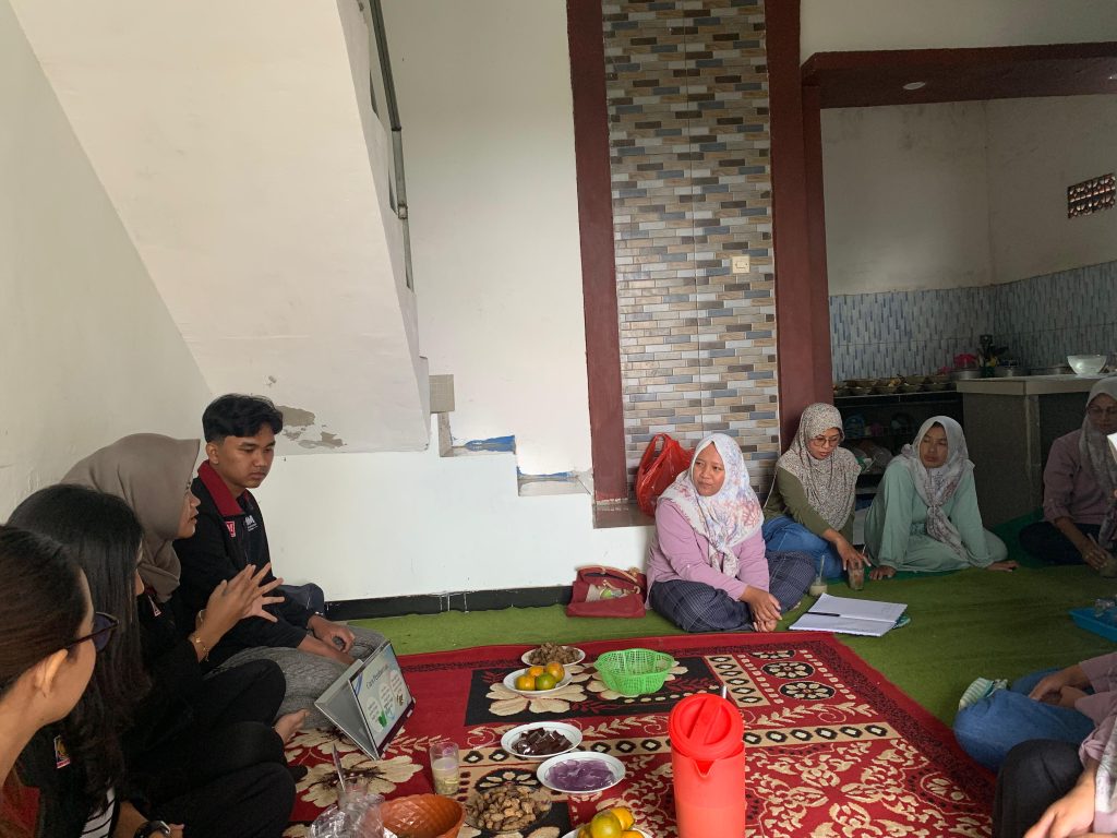 PMM 105 UMM Inovasi Daun Jambu Kristal Jadi Teh Celup    2