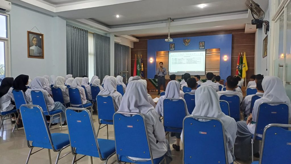 Siswa SMK Mugas Ikut Sosialisasi ANBK 1