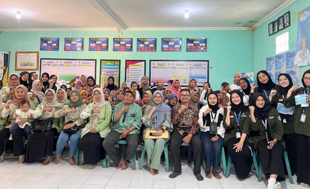 Bakti Desa, Mahasiswa Prodi Farmasi UM Bandung Program Kesehatan-Pendidikan Masyarakat 2