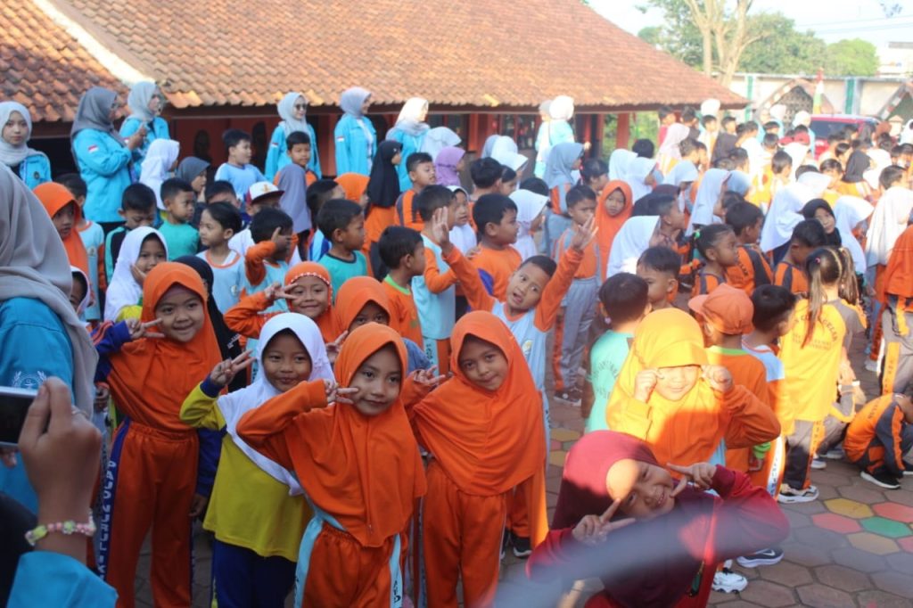 Bakti Desa, Mahasiswa Prodi Farmasi UM Bandung Program Kesehatan-Pendidikan Masyarakat 3