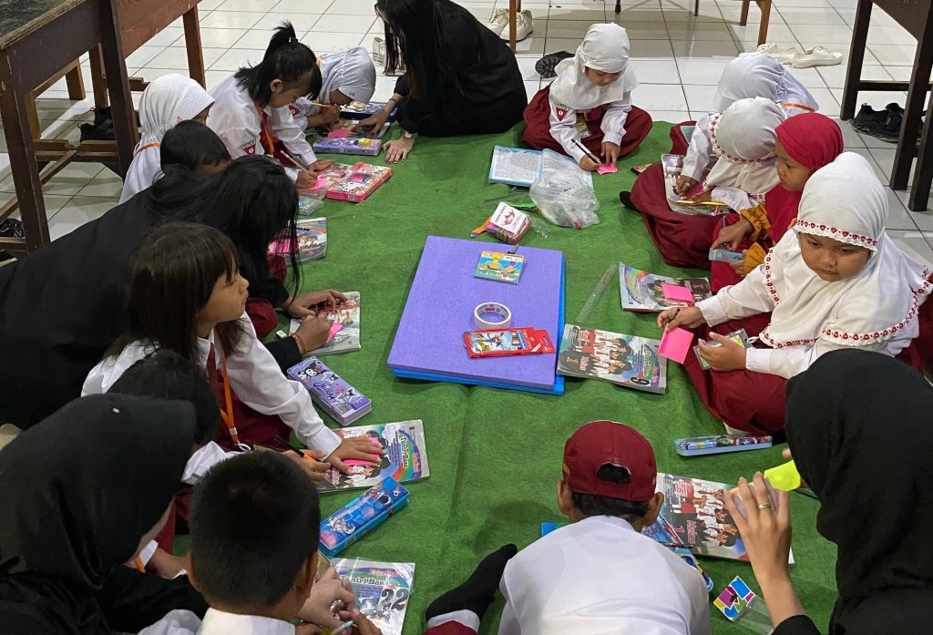PMM 89 UMM Giat Literasi-Tanam Sayur di SDN Purwodadi 4 Malang dan Warga Purwodadi, Blimbing 2