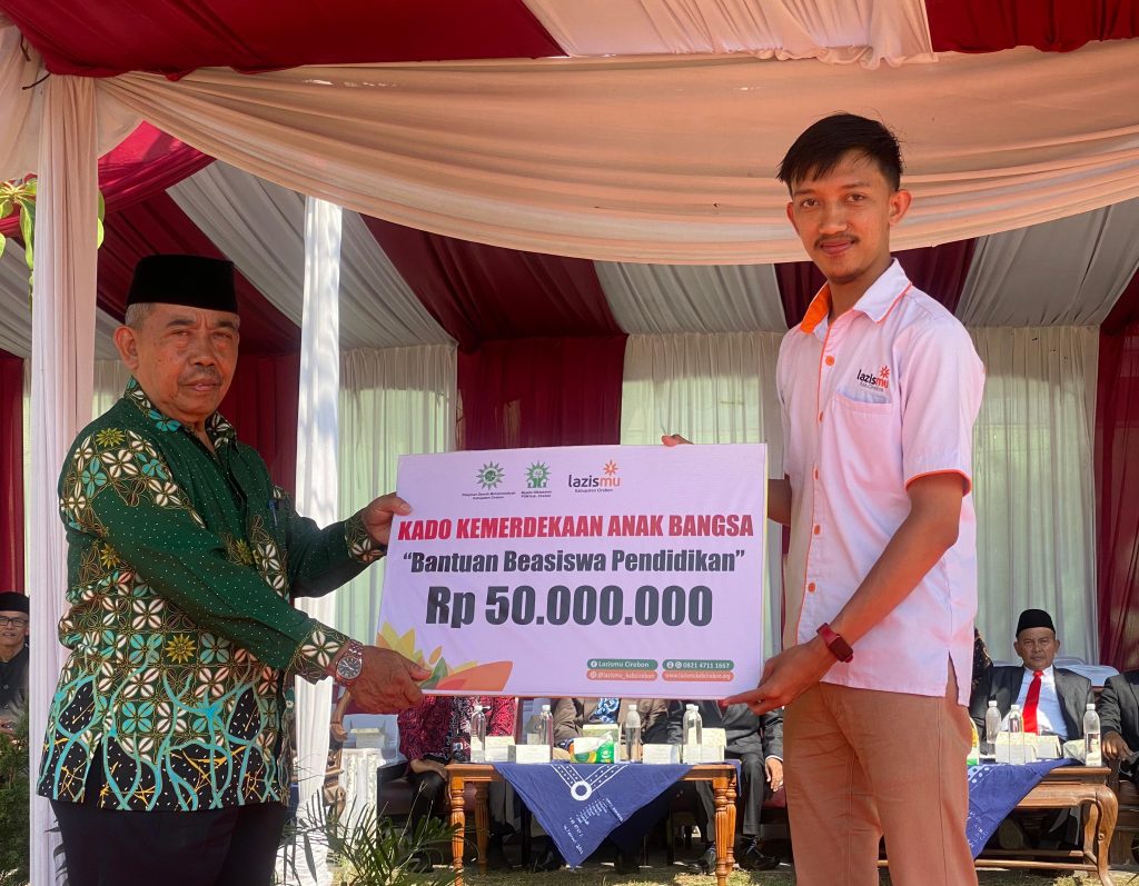 Momentum HUT RI 79, Lazismu Kabupaten Cirebon Beri Kado Kemerdekaan Anak Bangsa 1