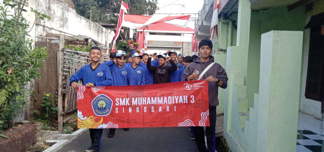 Siswa SMK Mugas-SMPM 4 Singosari Long March Jalan Sehat HUT RI 79 1