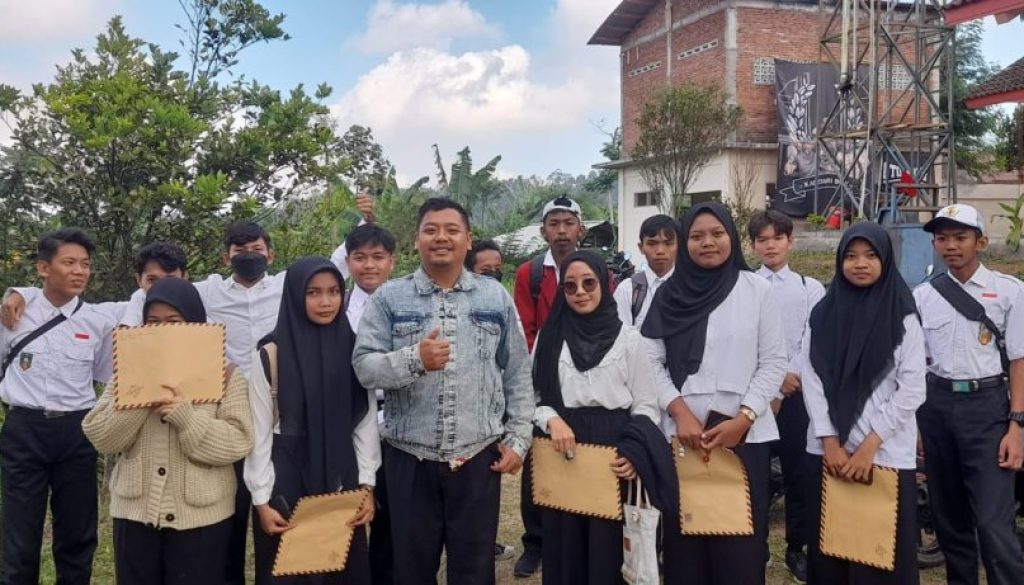 WhatsApp Image 2024-08-26 at 23.47.11 (1)