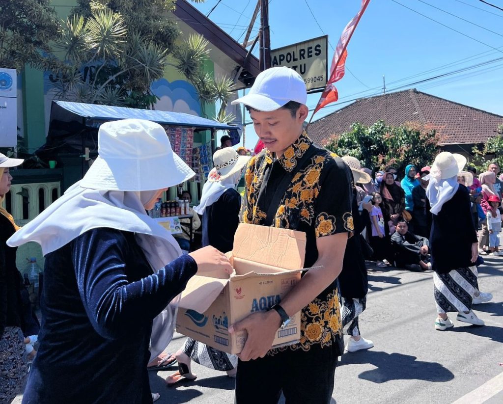 Mengembangkan Keaktifan Literasi-Pancasila dan PHBS di SDN Junrejo 01: Peran Aktif PMM Kel 55 Gel 4 UMM 3