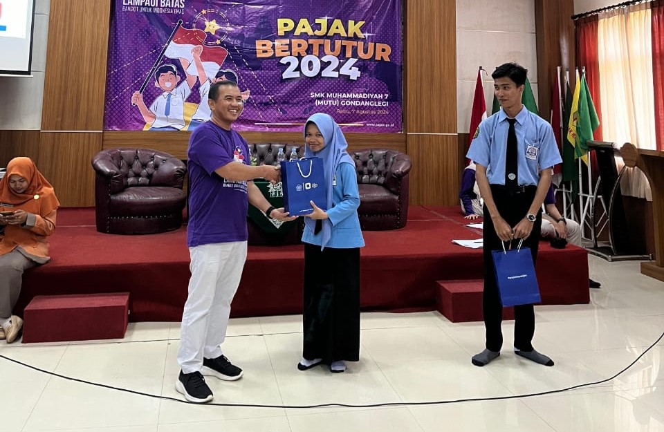 Siswa Layanan Perbankan SMK Mutu Gondanglegi Sehari Belajar Pajak Bersama KL Pajak Pratama Kepanjen 1