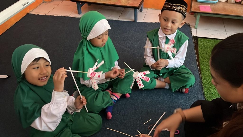 PMM 57 UMM Edukasi Siswa TK RA Kartini Ampeldento Peduli Lingkungan 2