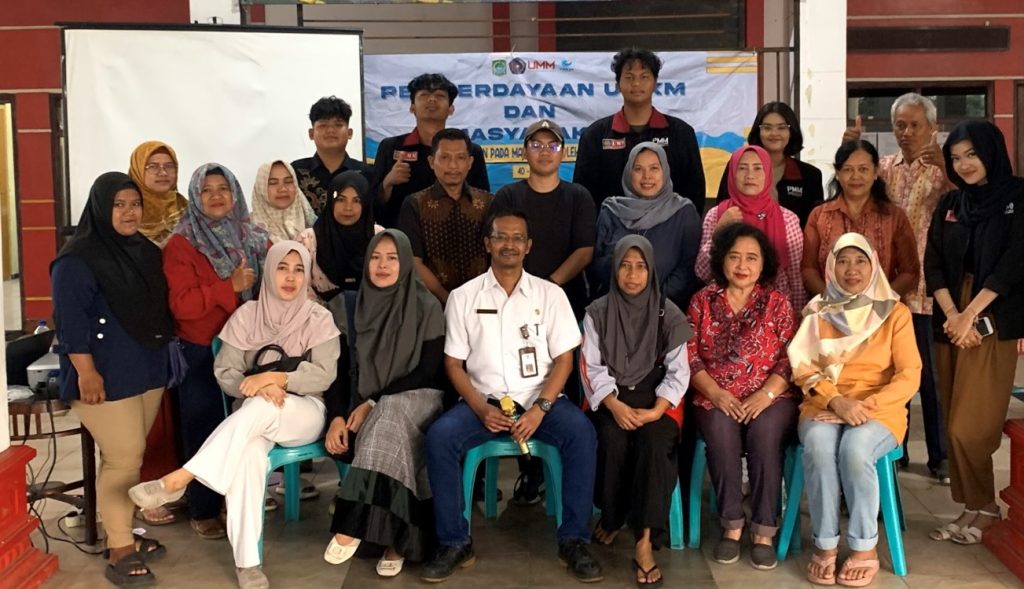 Bersama Alumni, PMM 40 UMM Bagi Tips Digital Marketing Pada UMKM Kalirejo 1