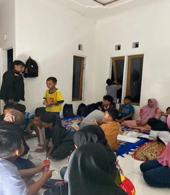 PMM 9 UMM Sosialisasi Urgensi Hidup Sehat-Cegah Stunting di Desa Ampeldento 2