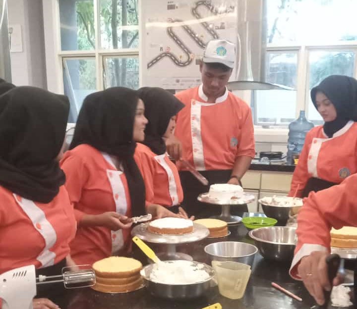 Bersama Chef Handal, Siswa Kuliner SMK Mutu Gondanglegi Teaching-Rekruitmen Kerja   2