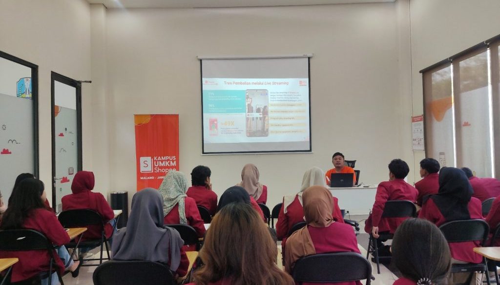 WhatsApp Image 2024-10-12 at 14.50.01 (1)