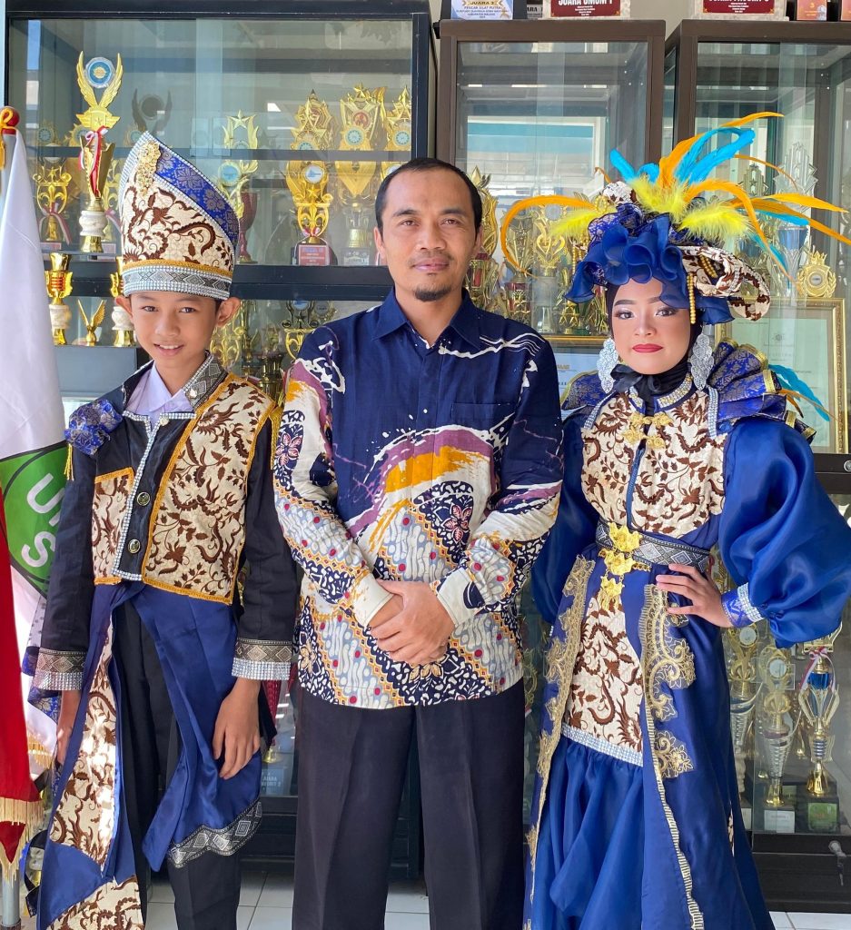 Siswa MD2 Elementary Juara Satu Fashion Show HUT SMPN 1 Sumberpucung 1