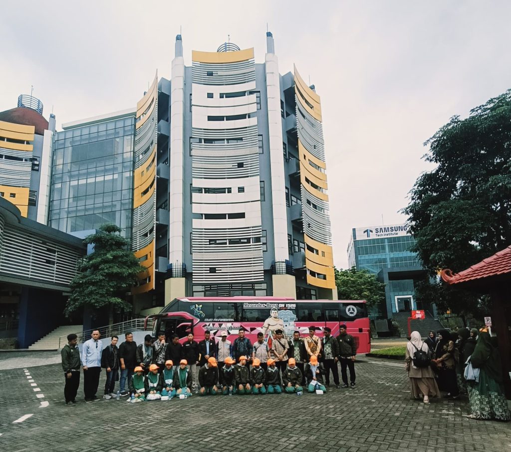 Istimewa, SMK Mutu Gondanglegi Sumber ATM 17 Sekolah Dikdasmen PWM Bangka Belitung 2