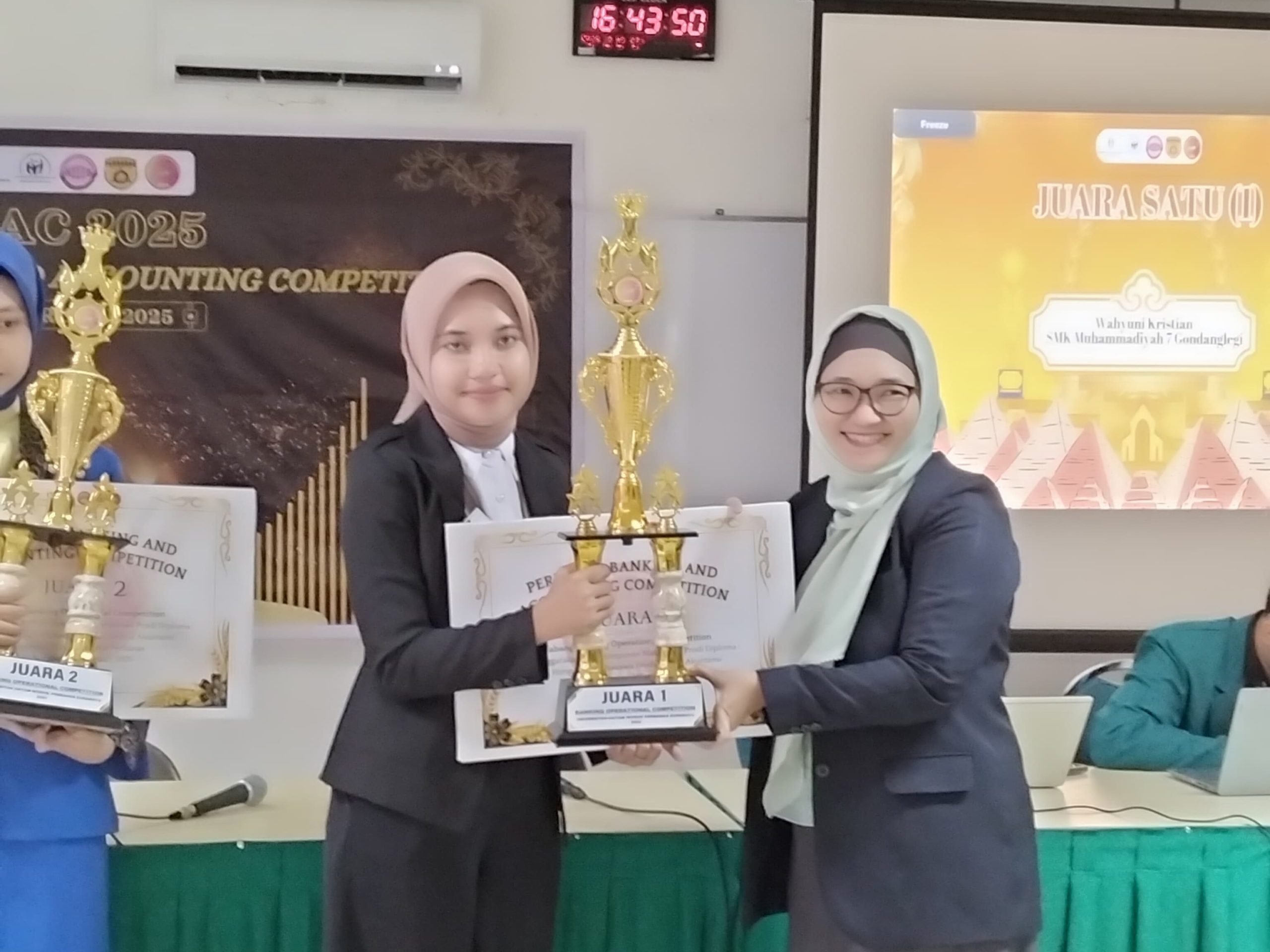 Empat Siswa Perbankan SMK Mutu Gondanglegi Juara Perbanas Banking and Accounting Competition 1