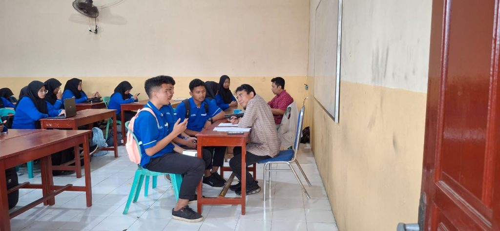 Lolos Seleksi KerjaPT Malindo Intitama Raya, 40 Siswa-Wali Murid SMK Mutu Gondanglegi Koordinasi     2