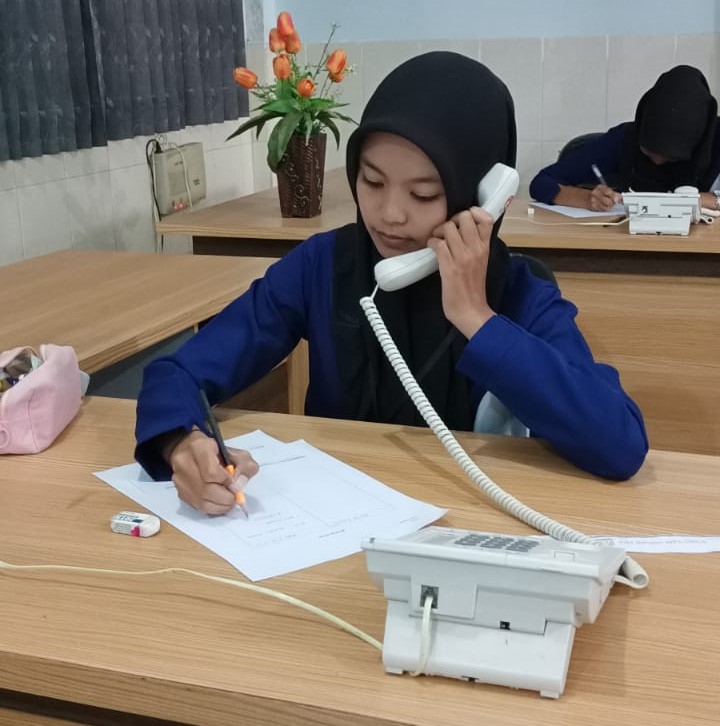 Hadirkan Asesor BLK, Siswa MPLB SMK Mugas Sukses UKK 1