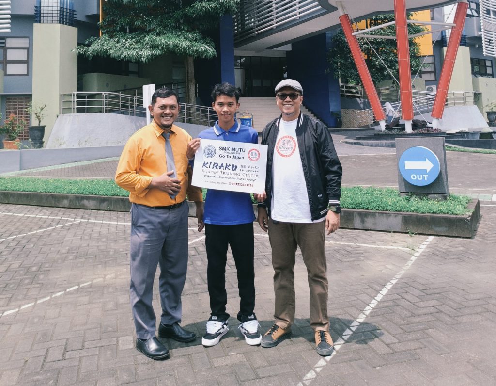 Iswi, Alumni SMK Mutu Gondanglegi Sukses Karir di Bandara Nagoya Jepang 1