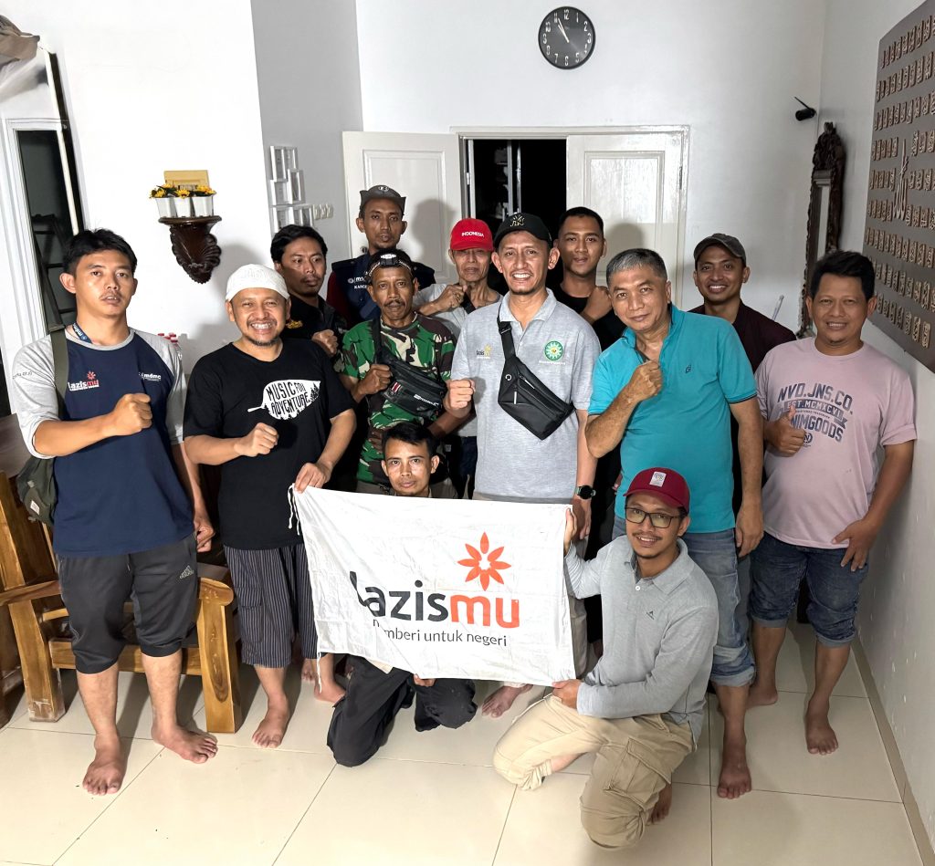 PCM Gunung Putri, Lembaga-Ortom Bantu Warga Tedampak Banjir 3 PCM Gunung Putri, Lembaga-Ortom Bantu Warga Tedampak Banjir 3