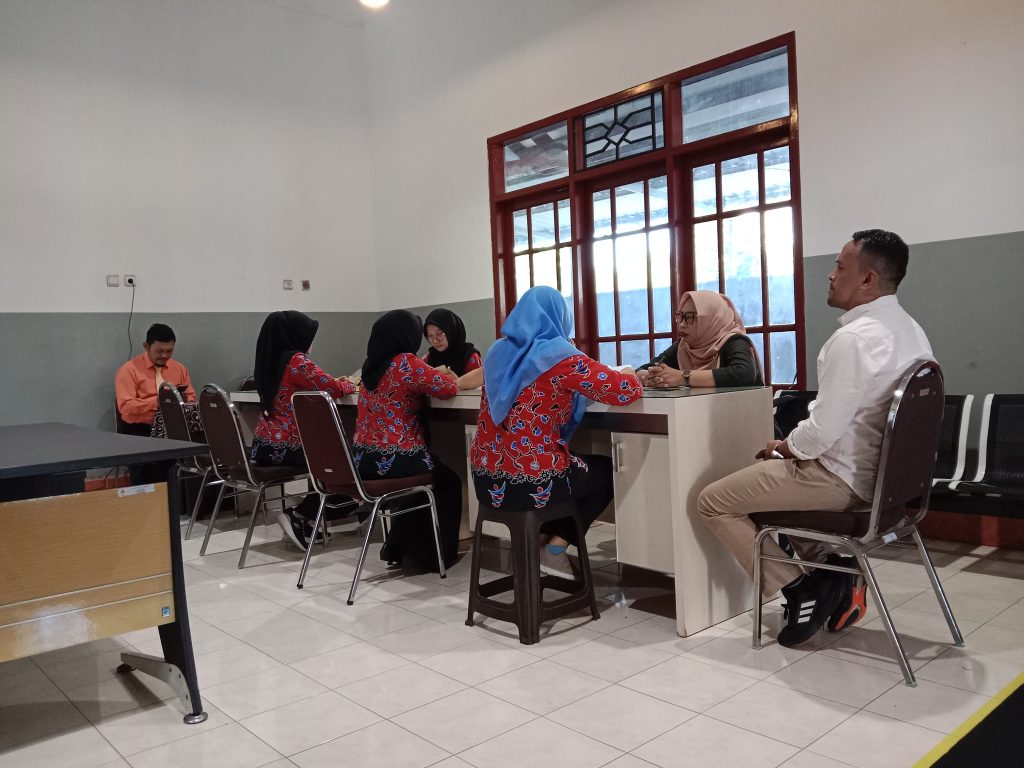 Dinkes Kabupaten Malang Verifikasi Klinik Mutu SMK Mutu Gondanglegi Menuju Layanan Rawat Jalan 1 Dinkes Kabupaten Malang Verifikasi Klinik Mutu SMK Mutu Gondanglegi Menuju Layanan Rawat Jalan 1