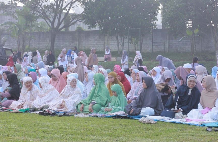 Hadirkan Khotib Cendekiawan Muslim, Sholat Idul Fitri PCM Sumberpucung Bahas Makna  Ihsan 1