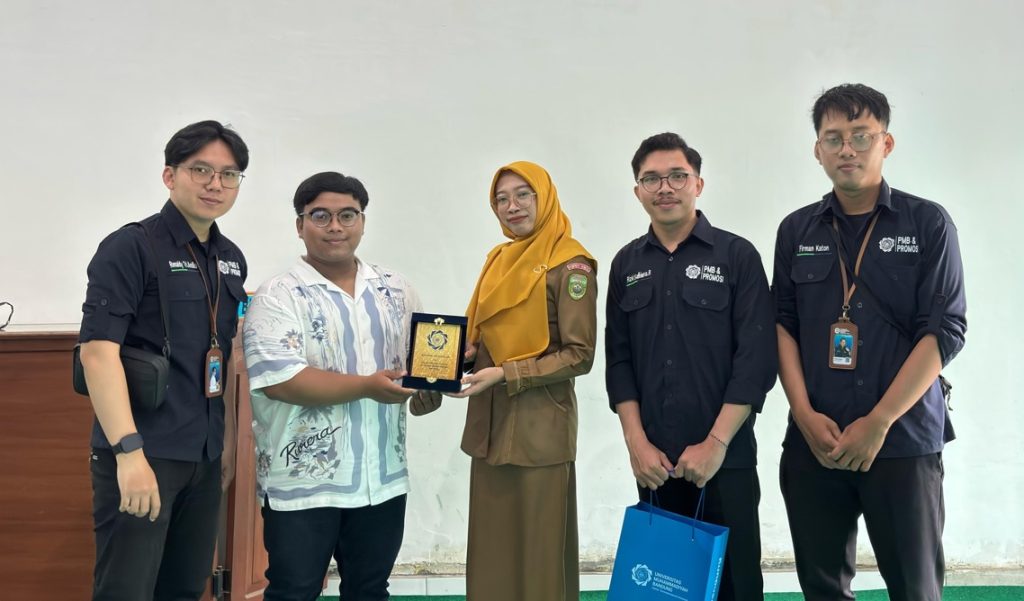 UM Bandung Jadi Tujuan Calon Mahasiswa Luar Jawa, Tim PMB Kunjungi Sekolah di Palembang 3