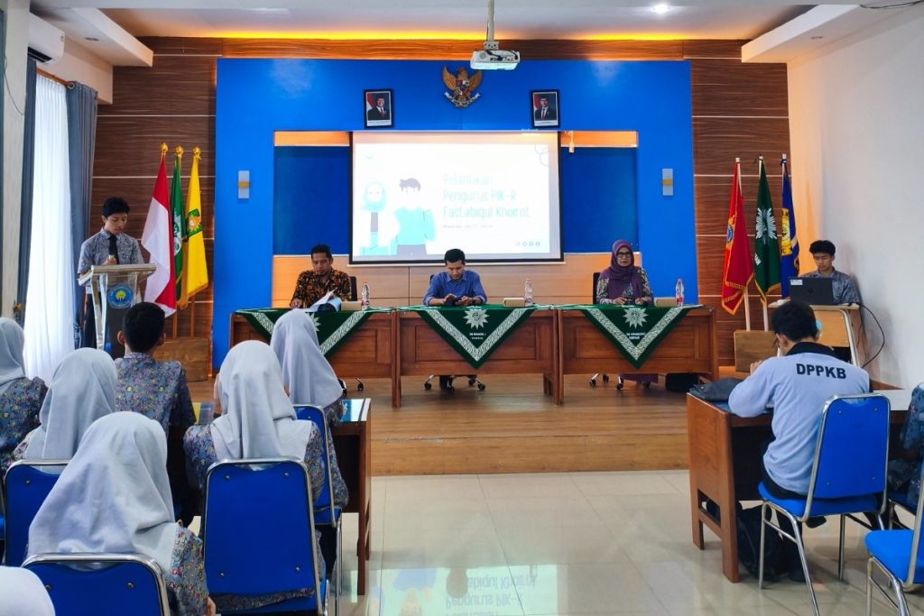 Dihadiri BKKBN Singosari, Pengurus PIK-R SMK Mugas Dilantik 1