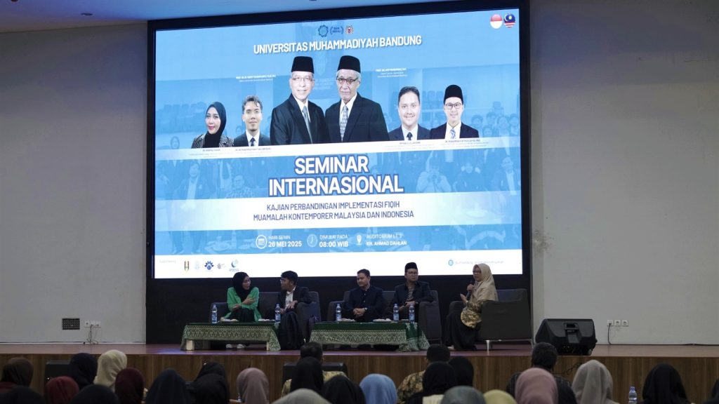 UM Bandung Seminar Internasional Bedah Praktik Fiqih Muamalah Indonesia-Malaysia 1